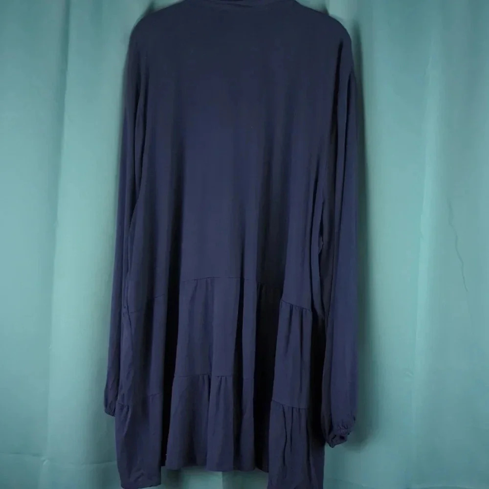 New‎ Direction Tunic - Picture 6 of 6